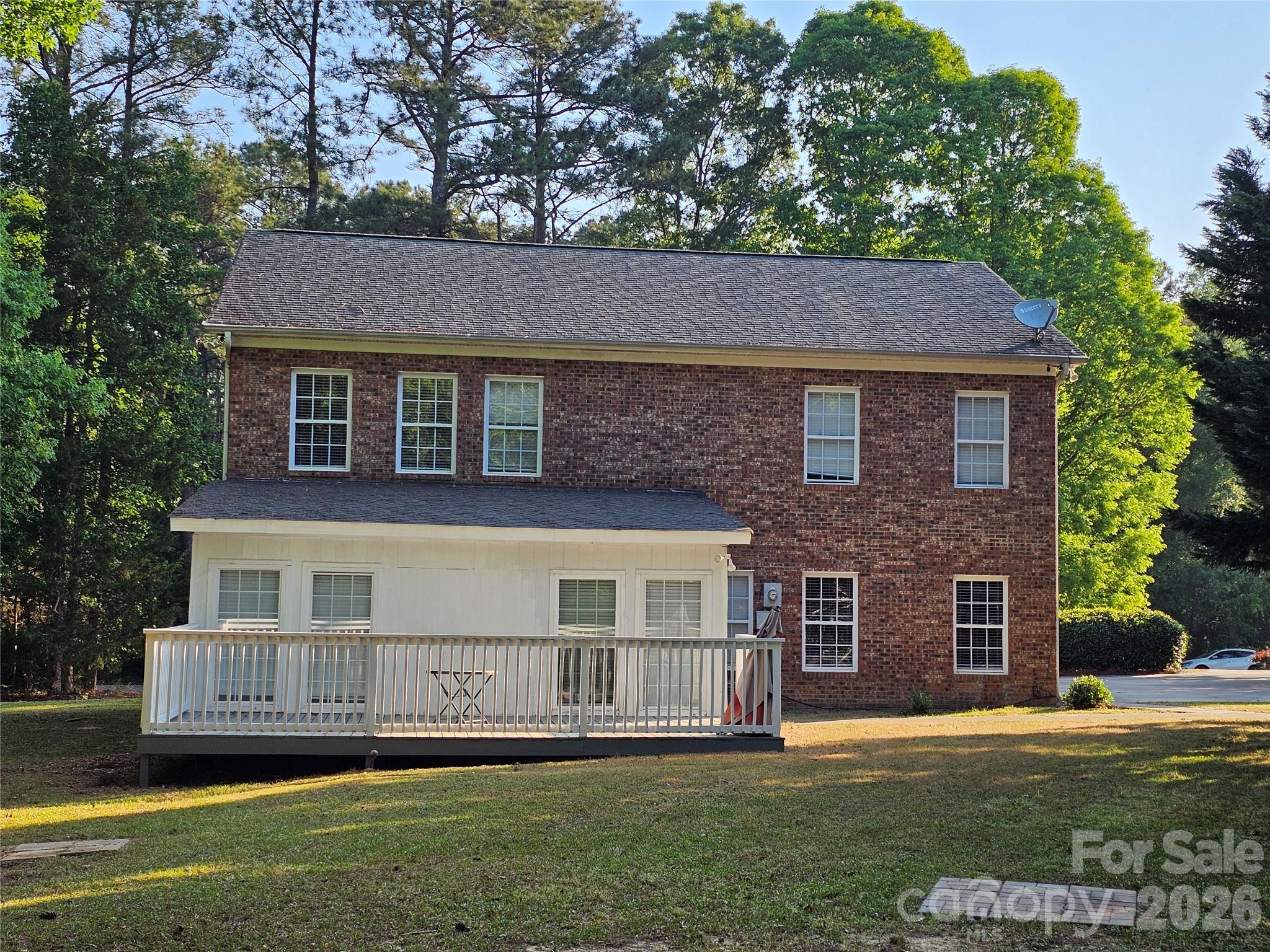 2843 Lakeshore Drive Property Photo 11