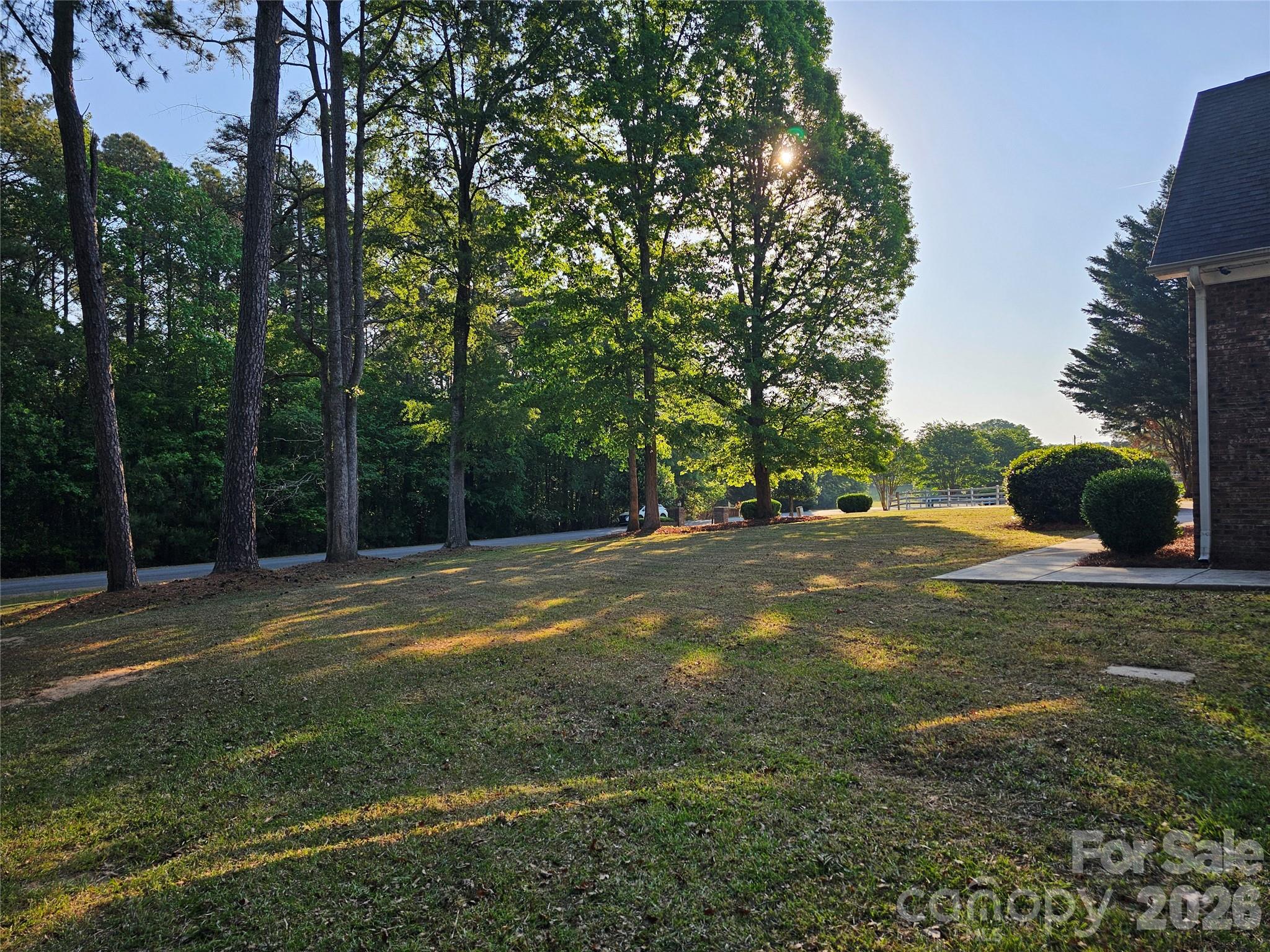 2843 Lakeshore Drive Property Photo 14