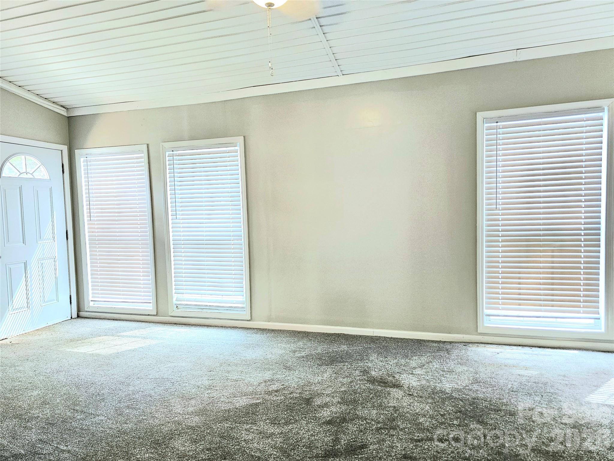 2843 Lakeshore Drive Property Photo 37