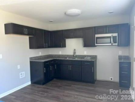 407 N Maple Street Property Photo 5