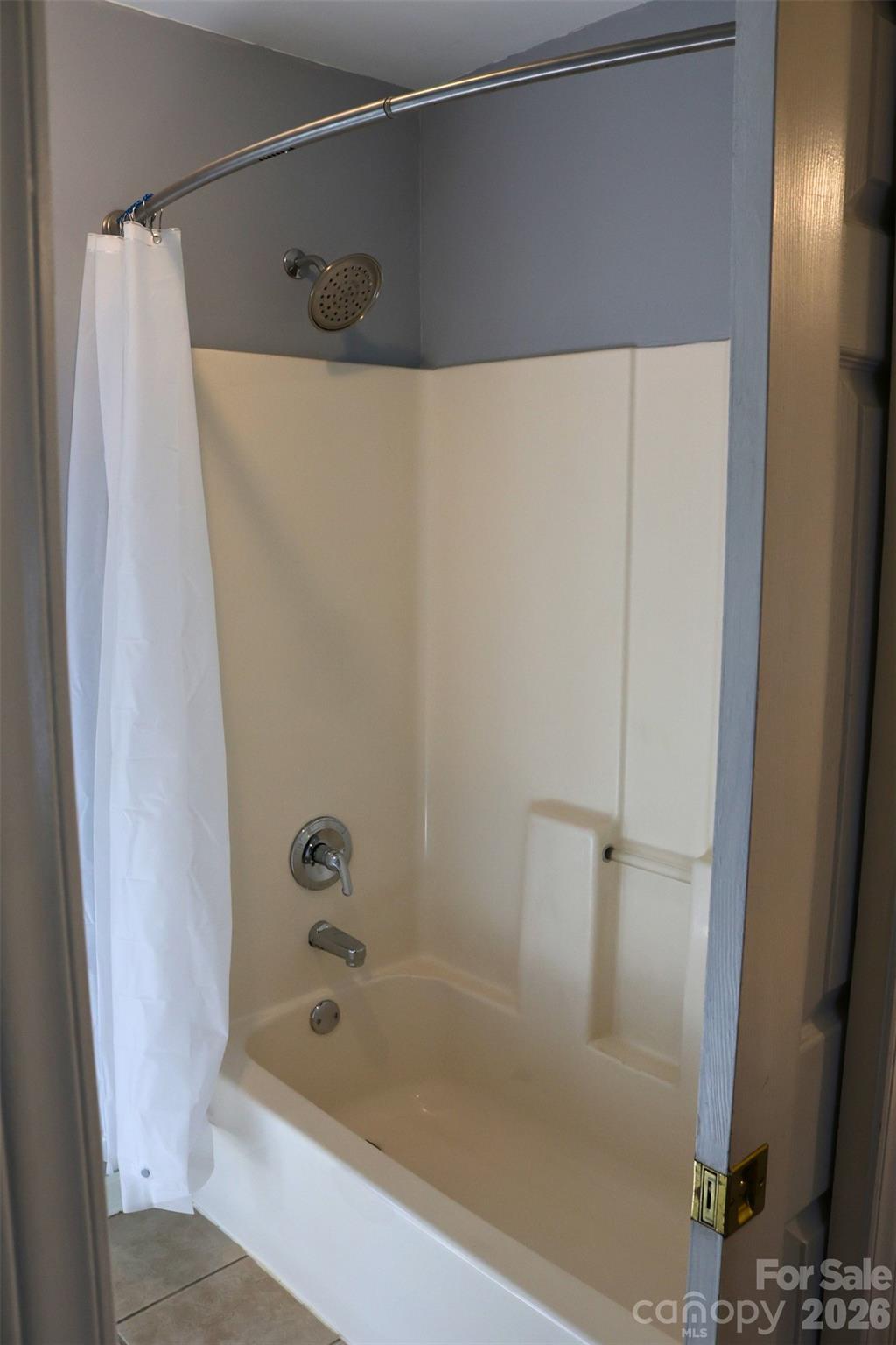 2325 Perry Road Property Photo 18