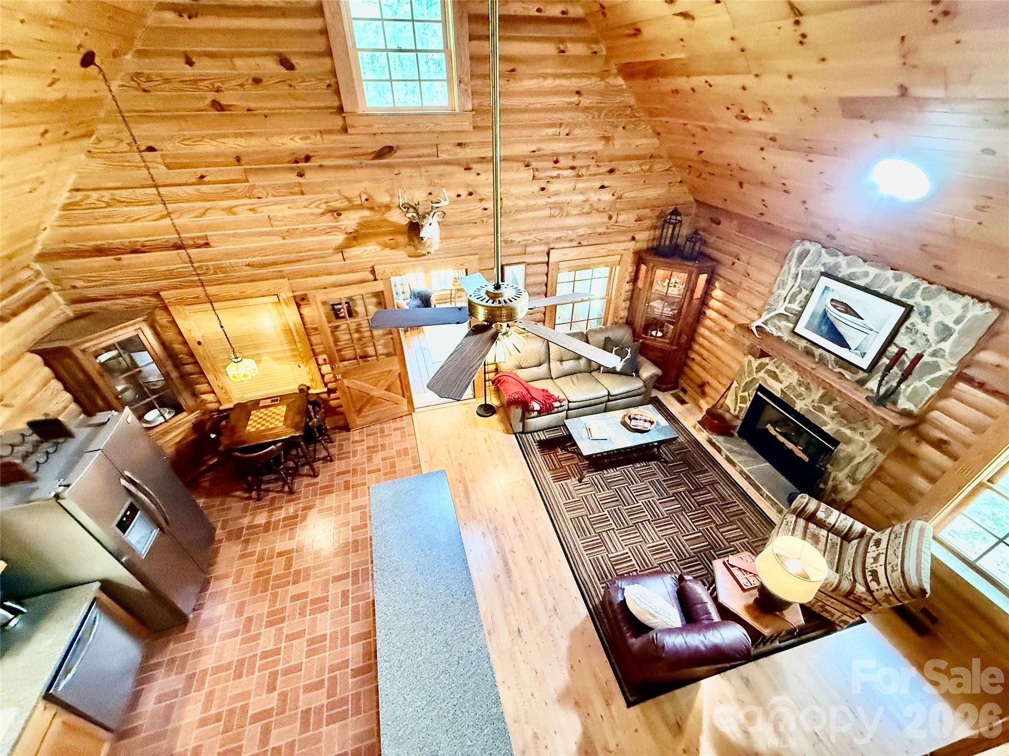 57 Club Lane Property Photo 8