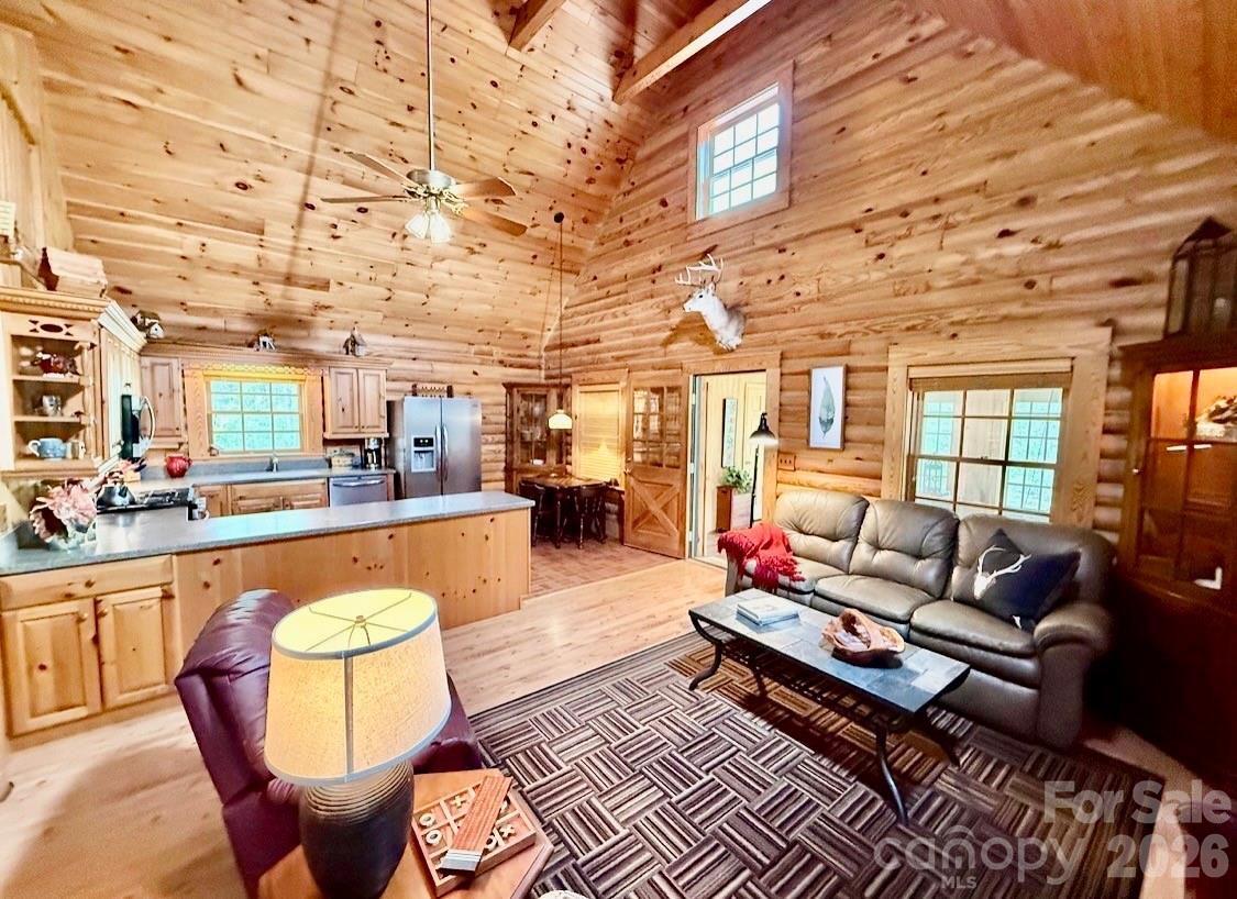 57 Club Lane Property Photo 11