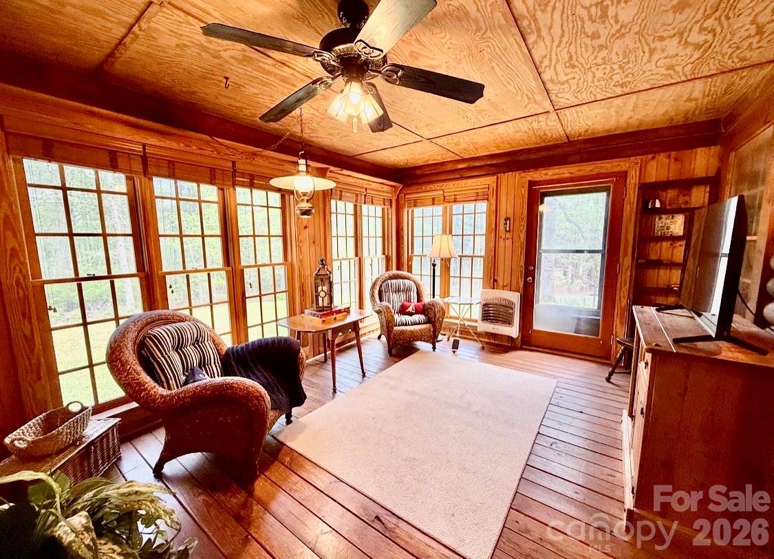 57 Club Lane Property Photo 22