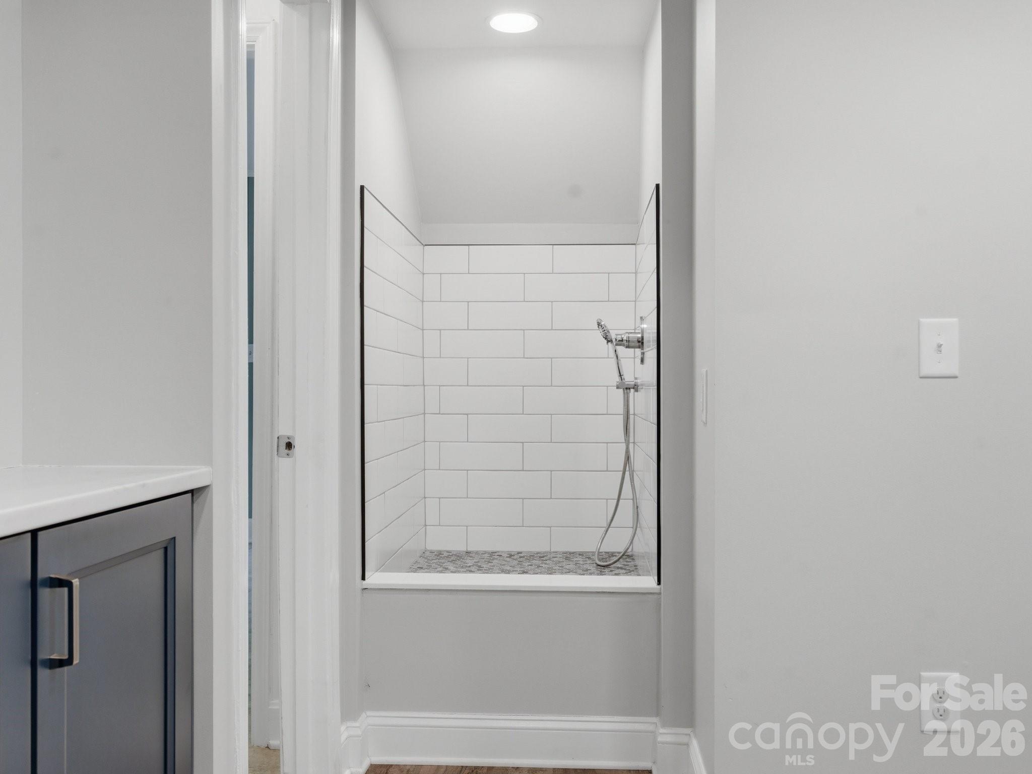 7401 Woodstream Drive Property Photo 35