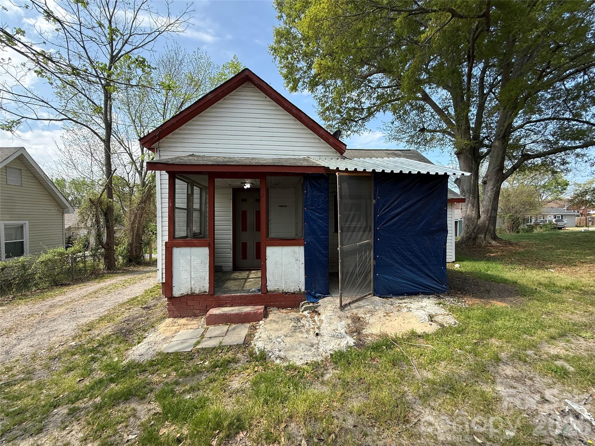 965 13th Street Property Photo 2