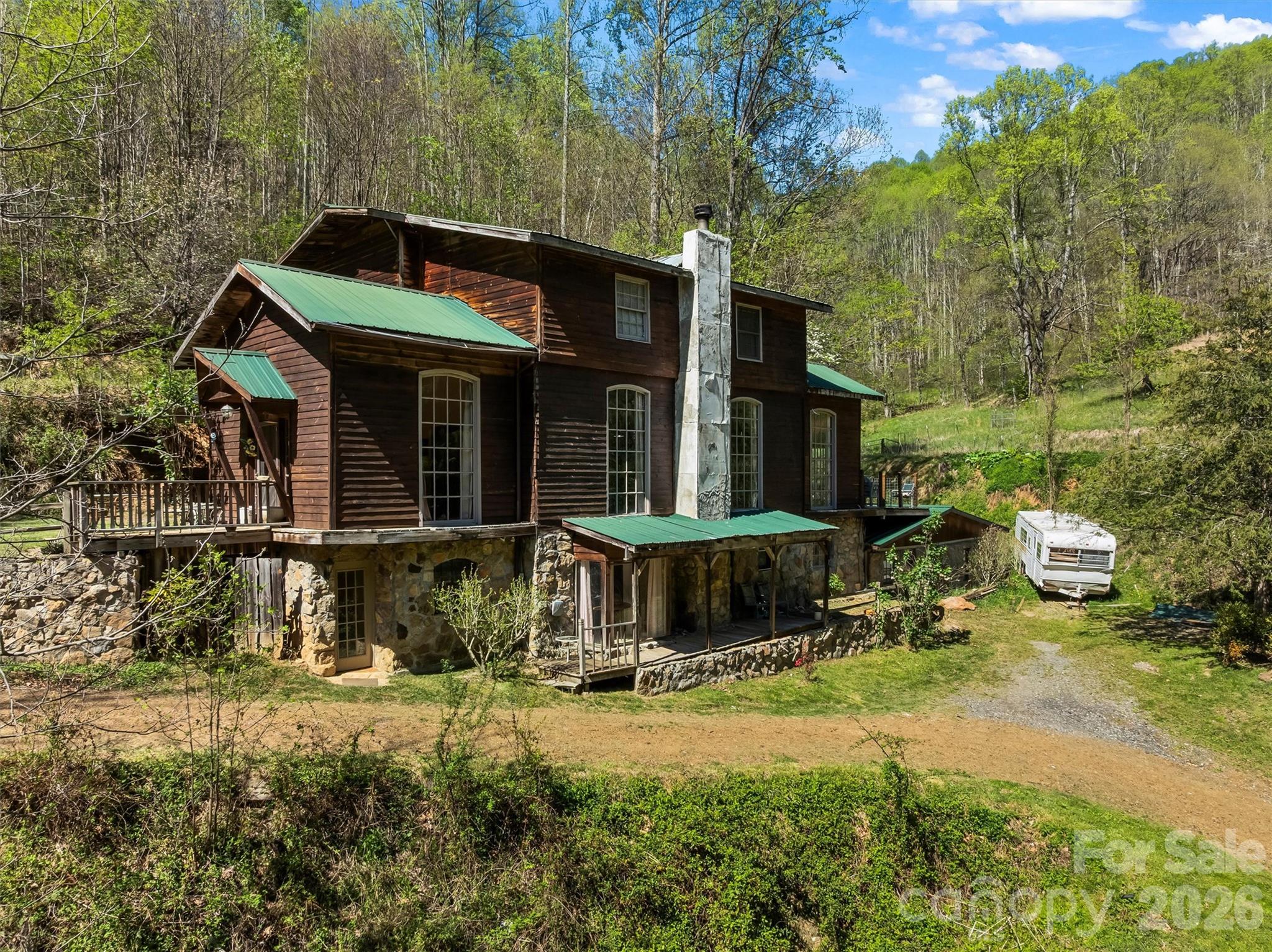 1717 Howard Moore Road Property Photo 1