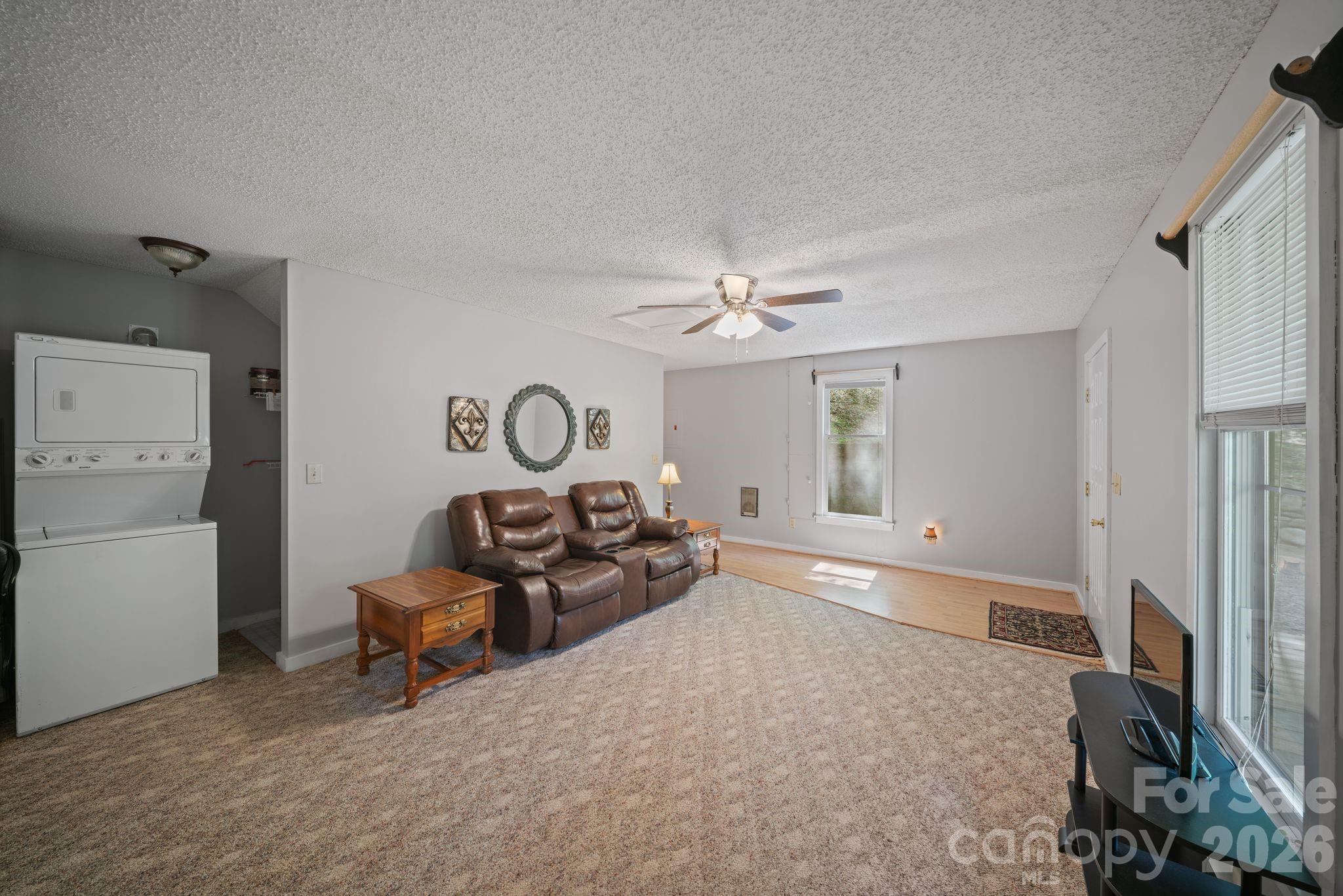 149 Greentree Lane Property Photo 8