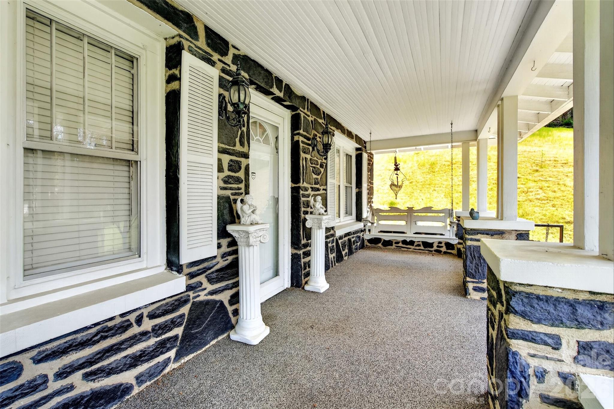 6507 S 226 Highway Property Photo 7