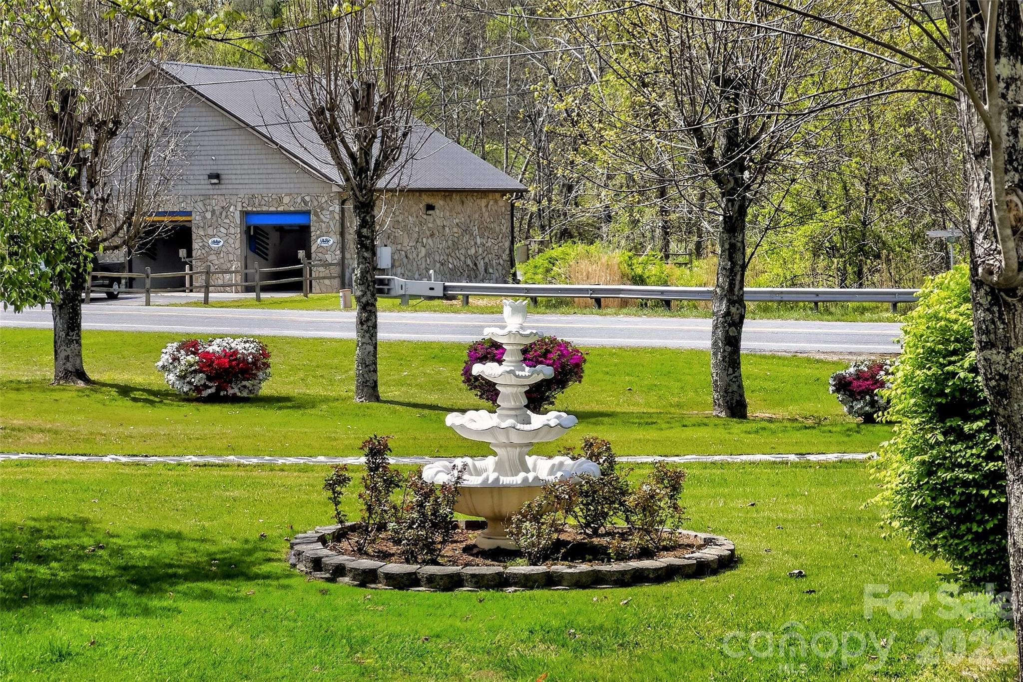6507 S 226 Highway Property Photo 36