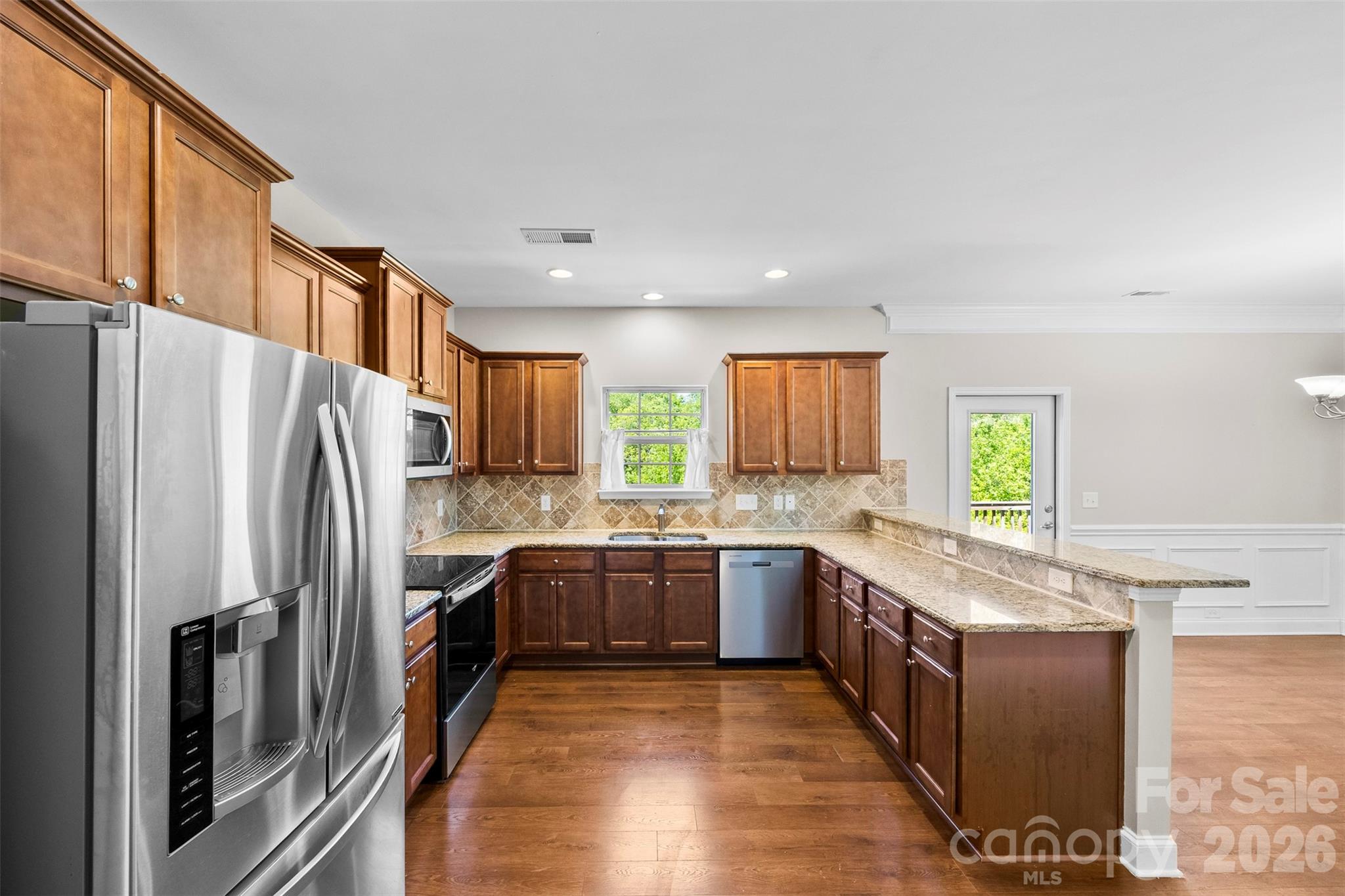 2548 Flintshire Lane Property Photo 7
