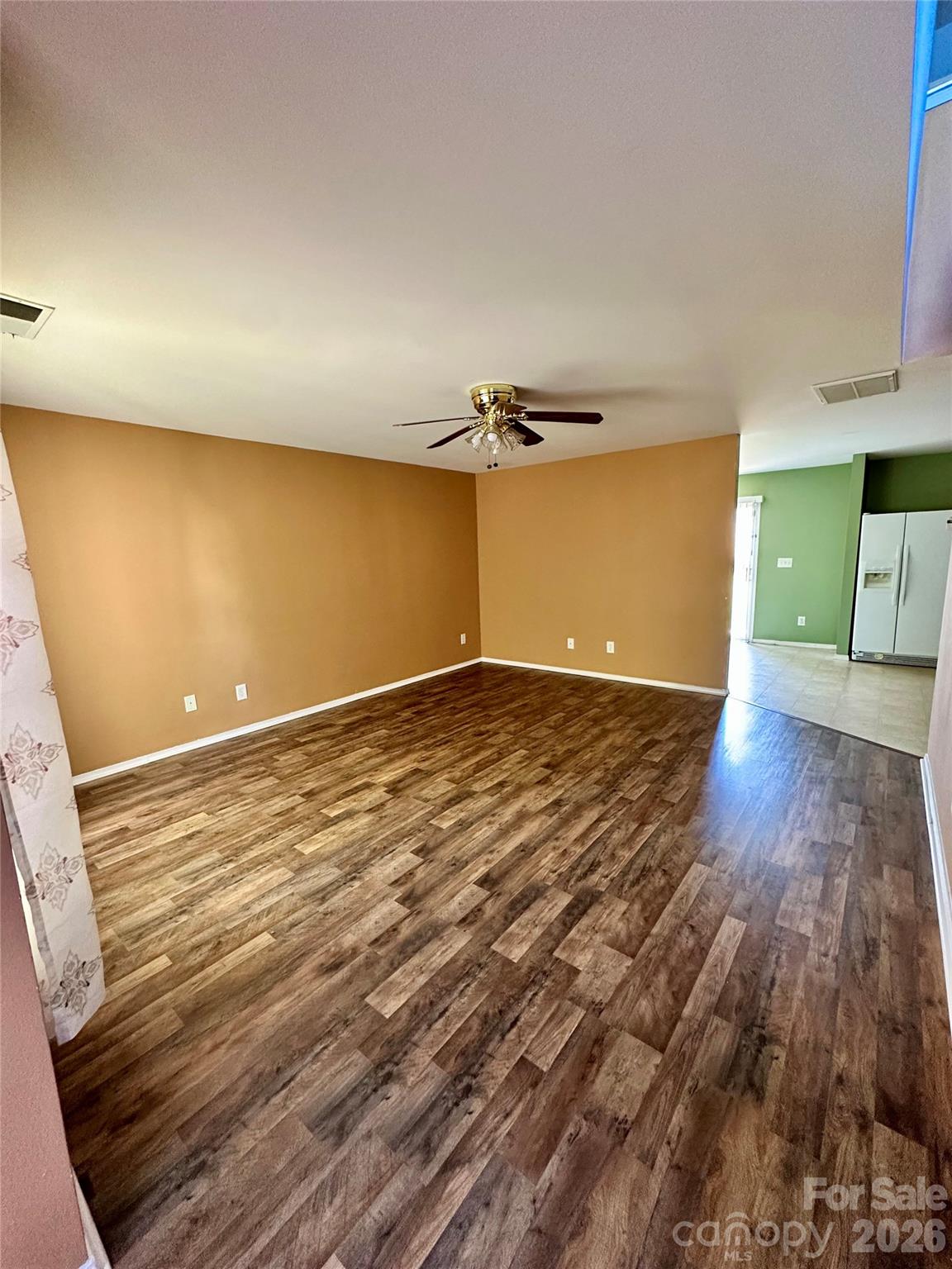 4722 Mortonhall Road Property Photo 4