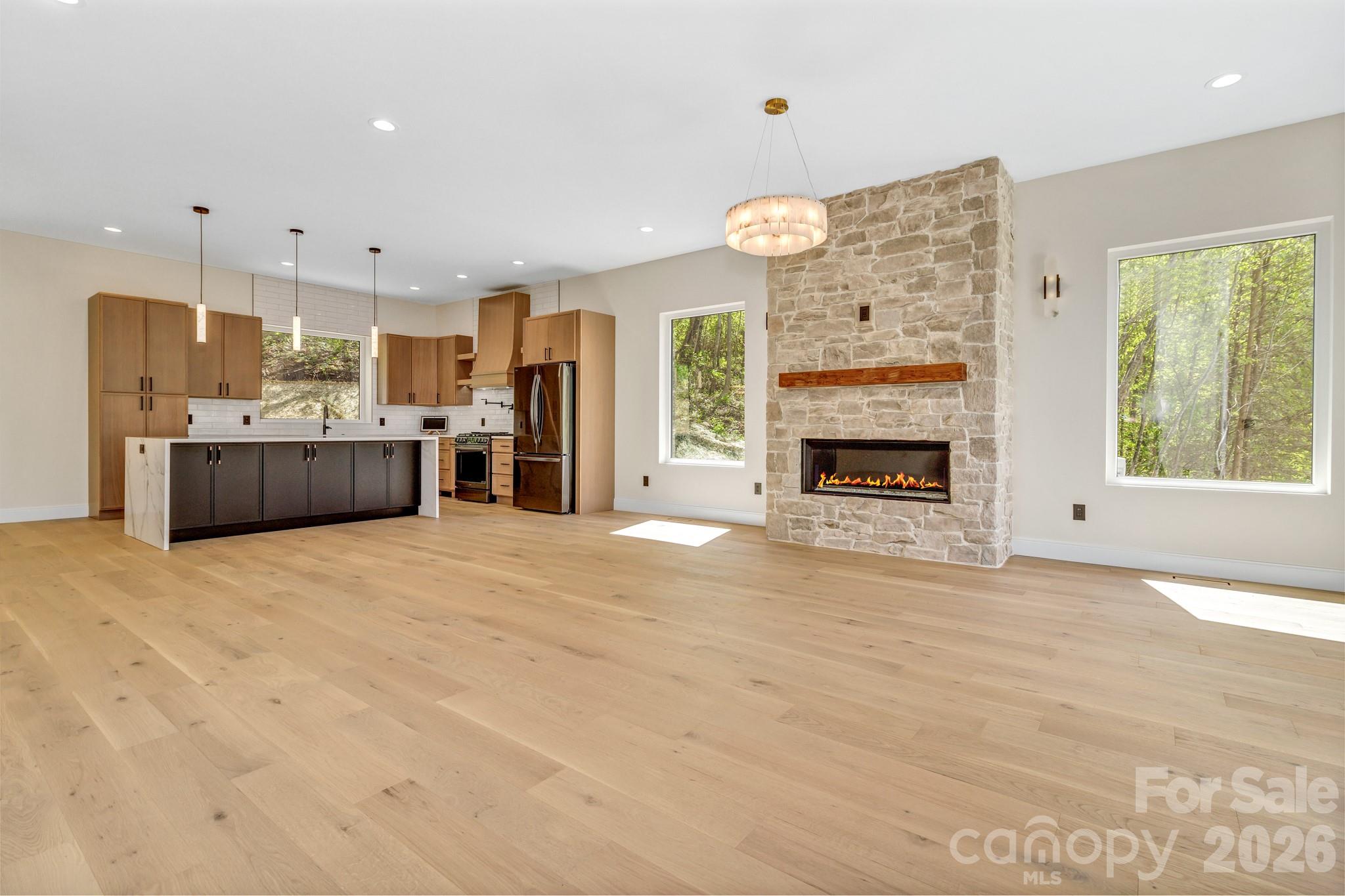 134 View Ridge Parkway Property Photo 7