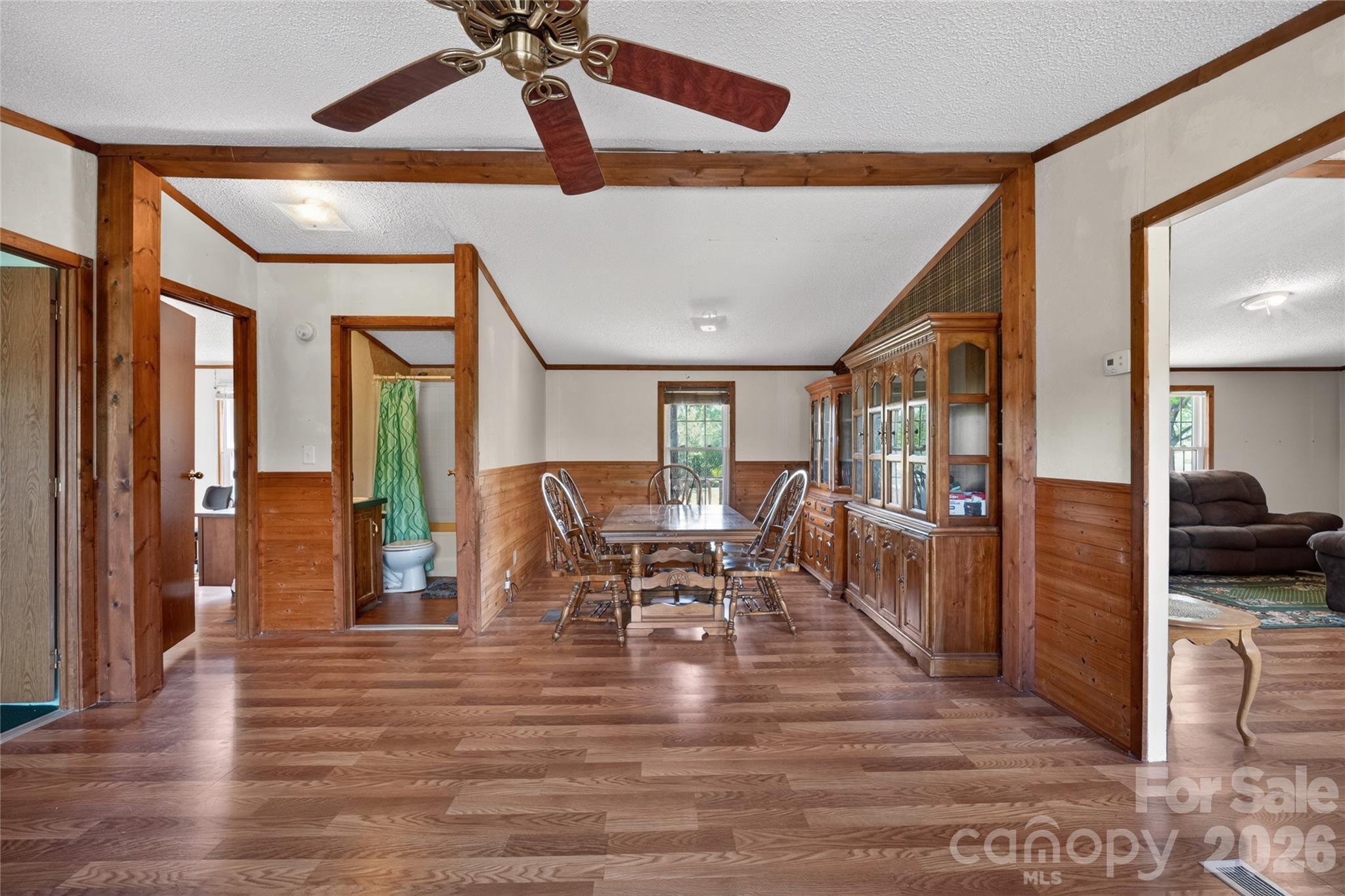 7855 Roger Hill Road Property Photo 8