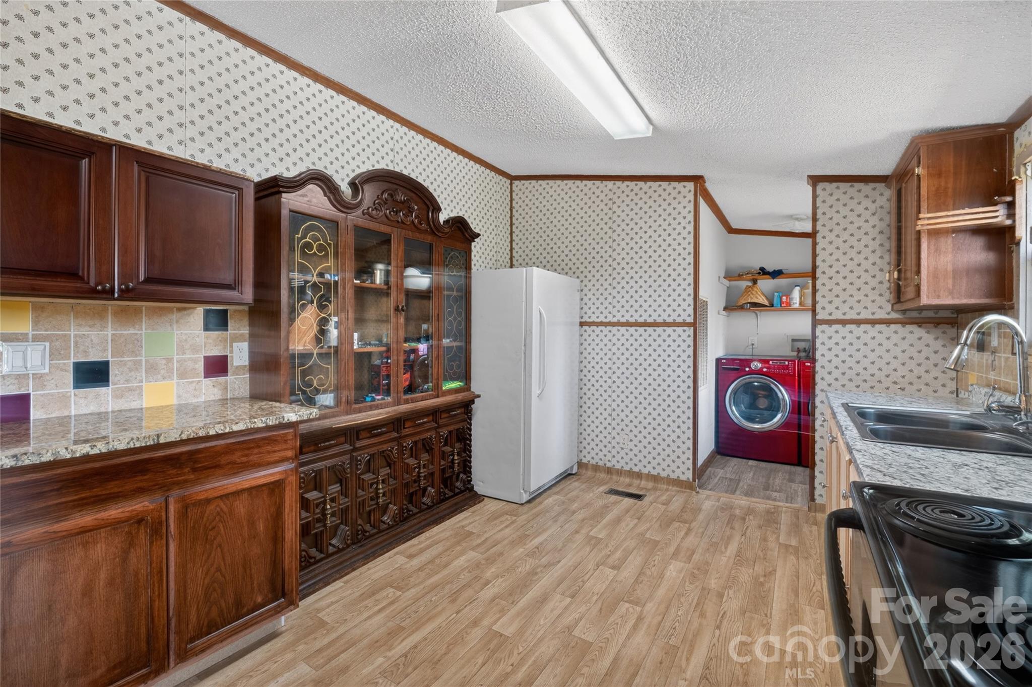 7855 Roger Hill Road Property Photo 13