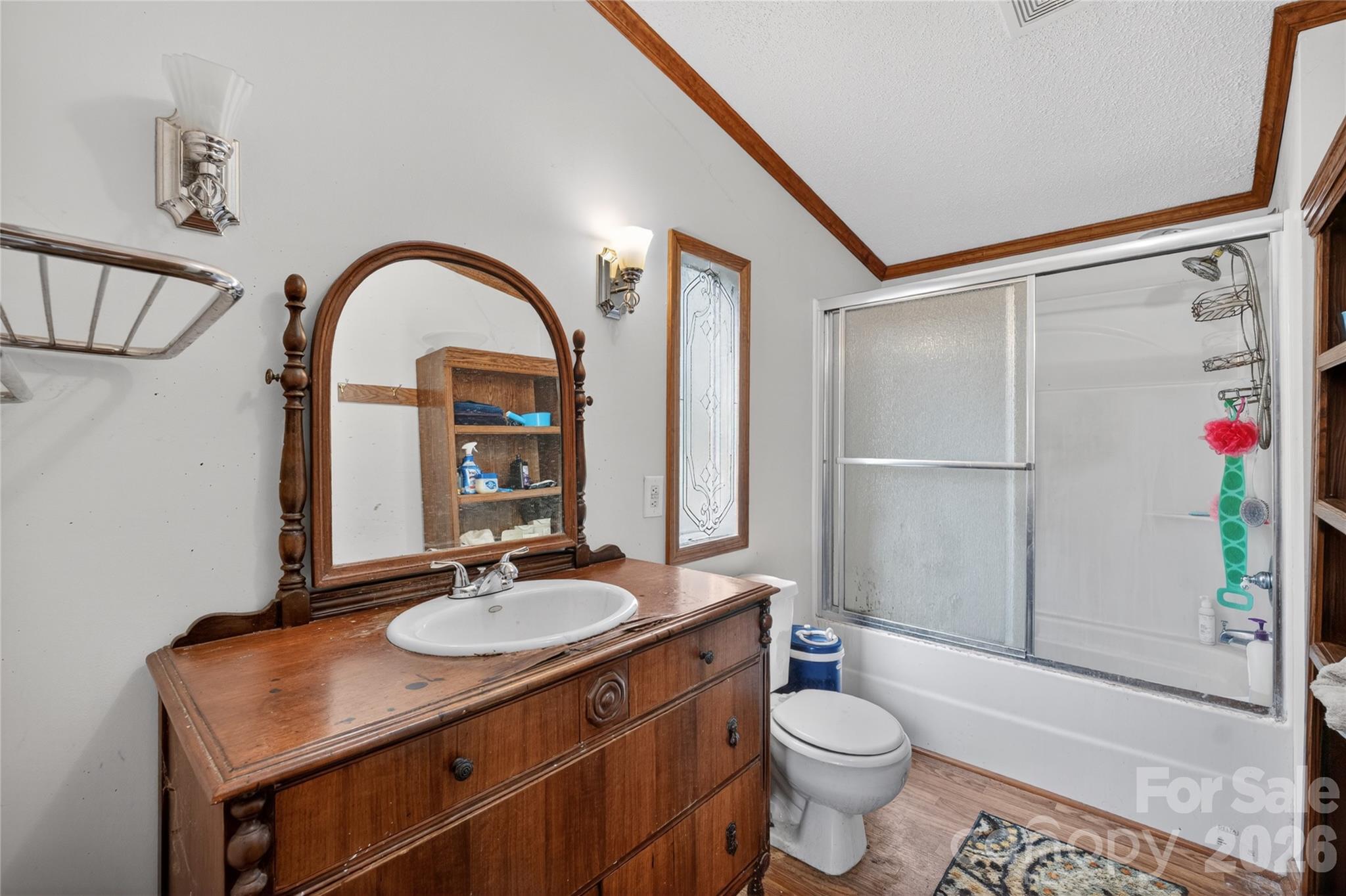 7855 Roger Hill Road Property Photo 17