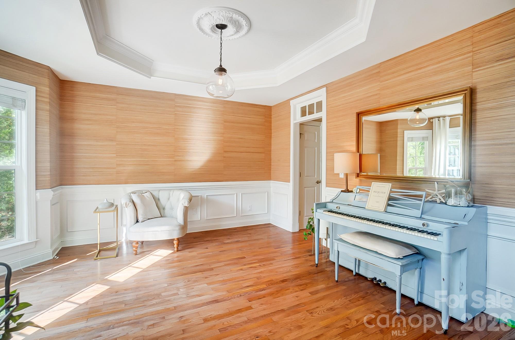 3105 Stanway Court Property Photo 4