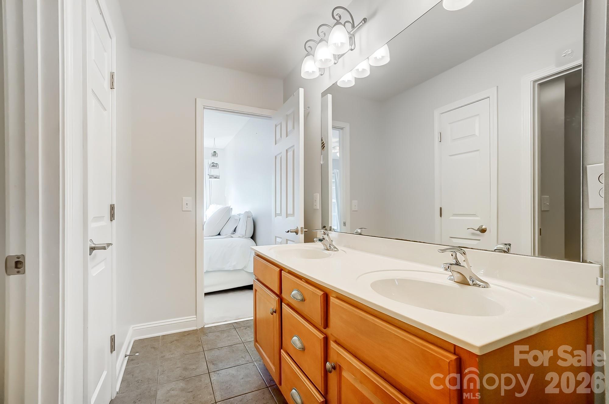 3105 Stanway Court Property Photo 25