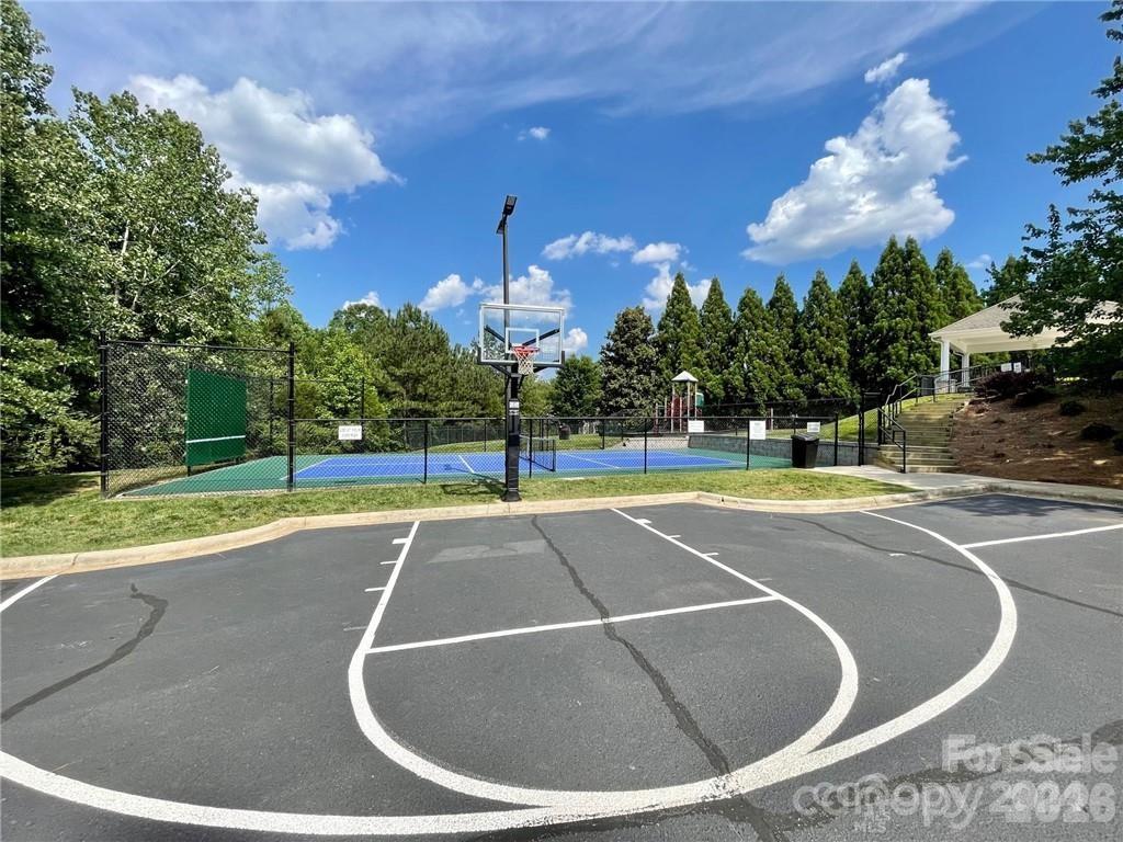 3105 Stanway Court Property Photo 43