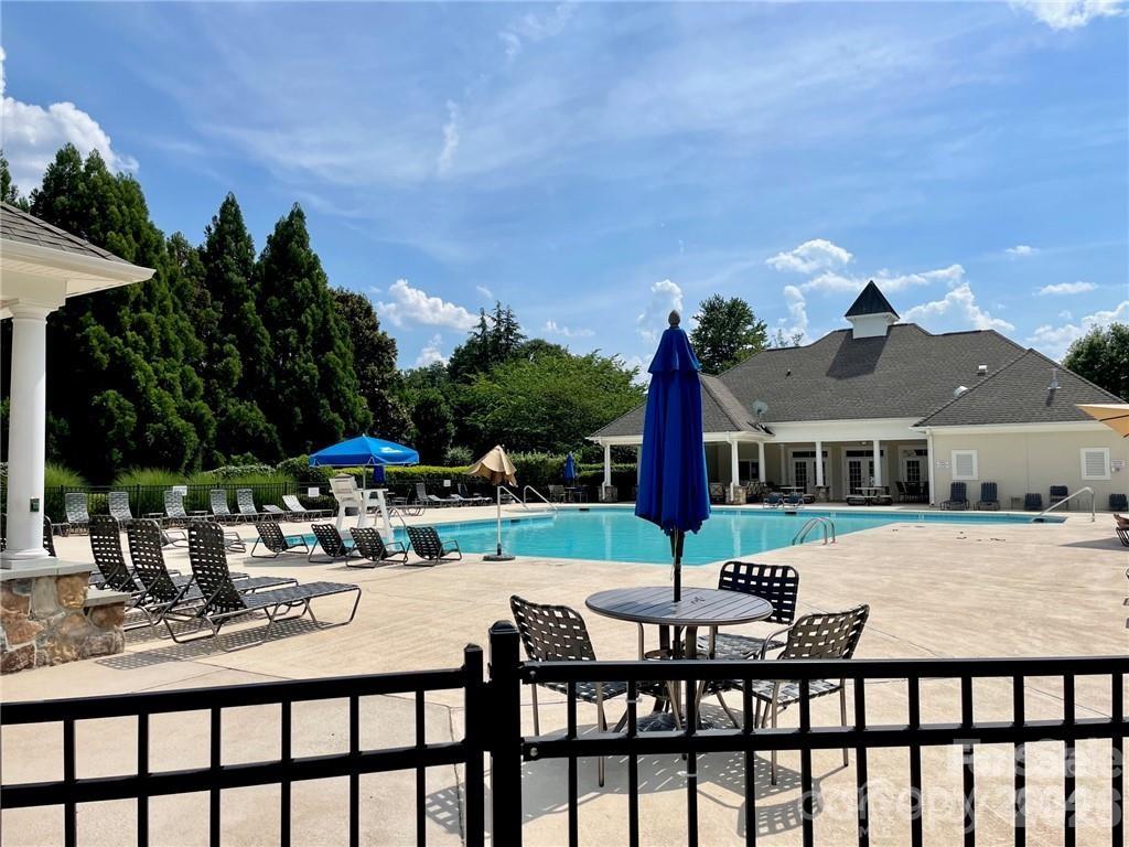 3105 Stanway Court Property Photo 45