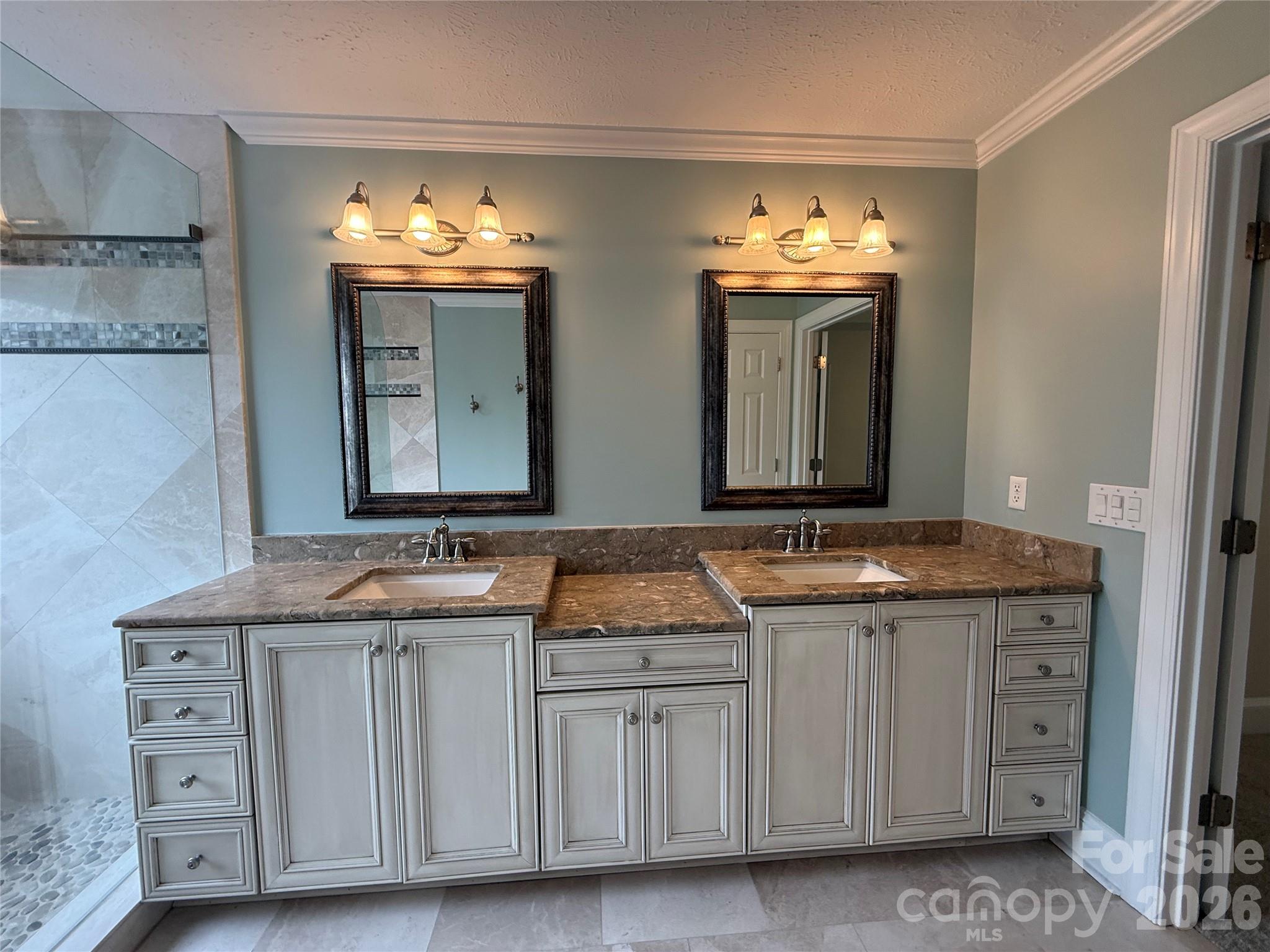8219 Deer Drive Property Photo 19