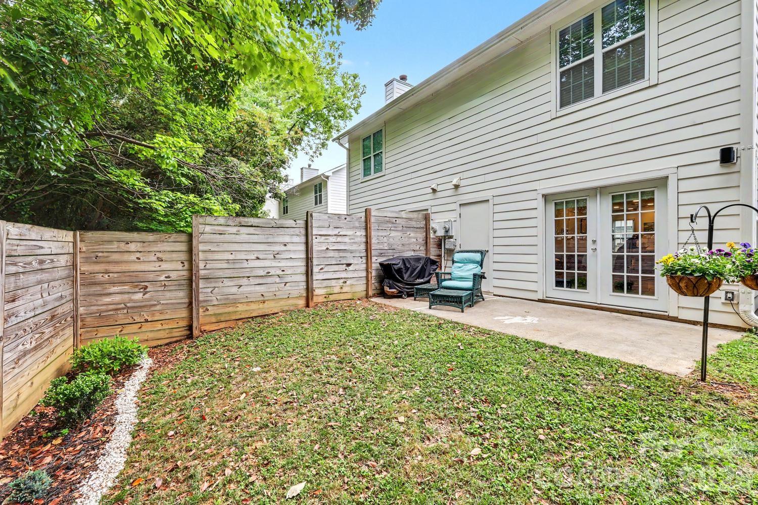 1511 Briar Creek Road A Property Photo 6
