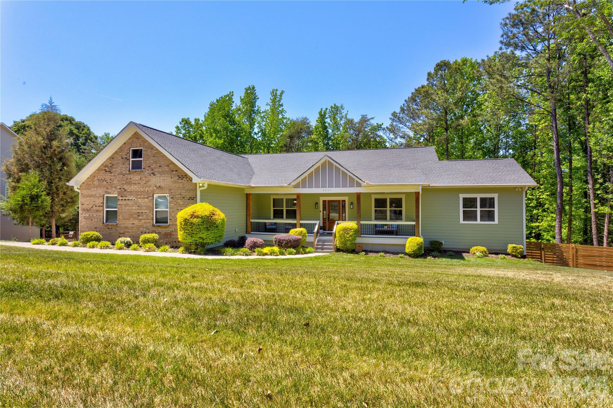 9311 Willowglen Trail Property Photo 1