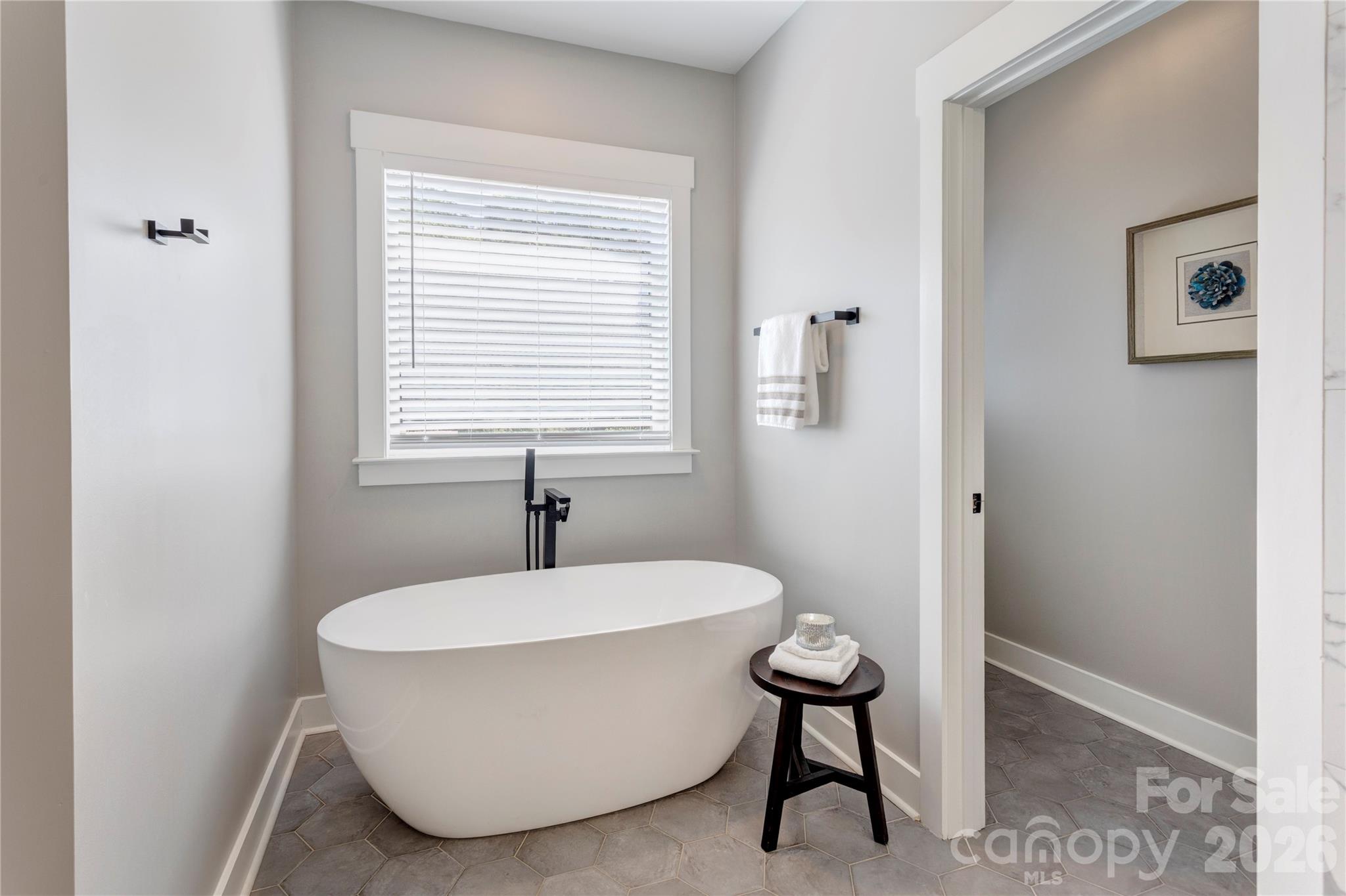 9311 Willowglen Trail Property Photo 16