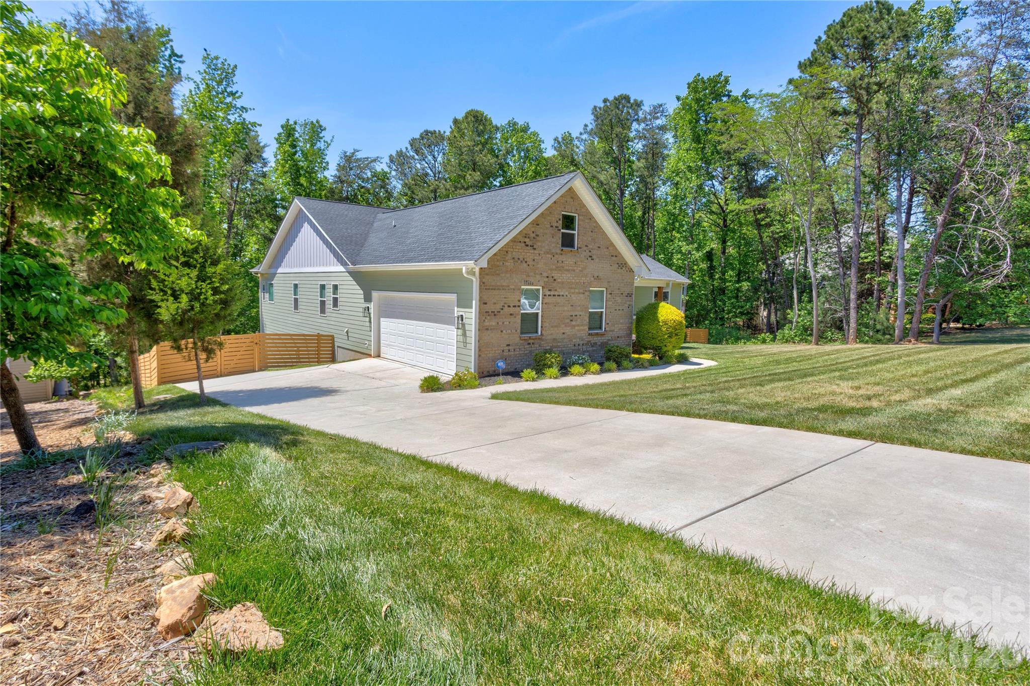 9311 Willowglen Trail Property Photo 37