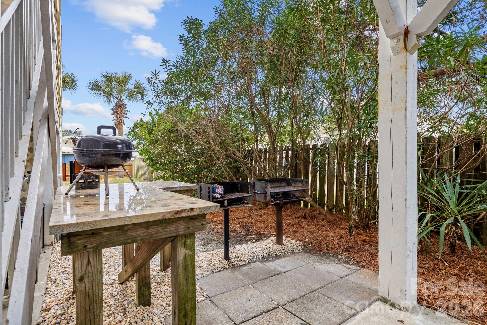 122 Rainbow Drive Property Photo 7
