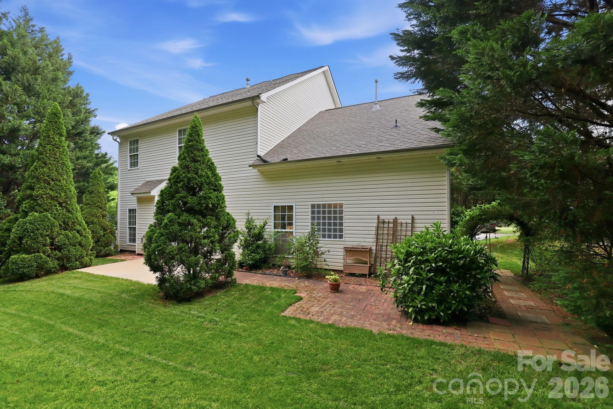 445 Buttermere Road Property Photo 30
