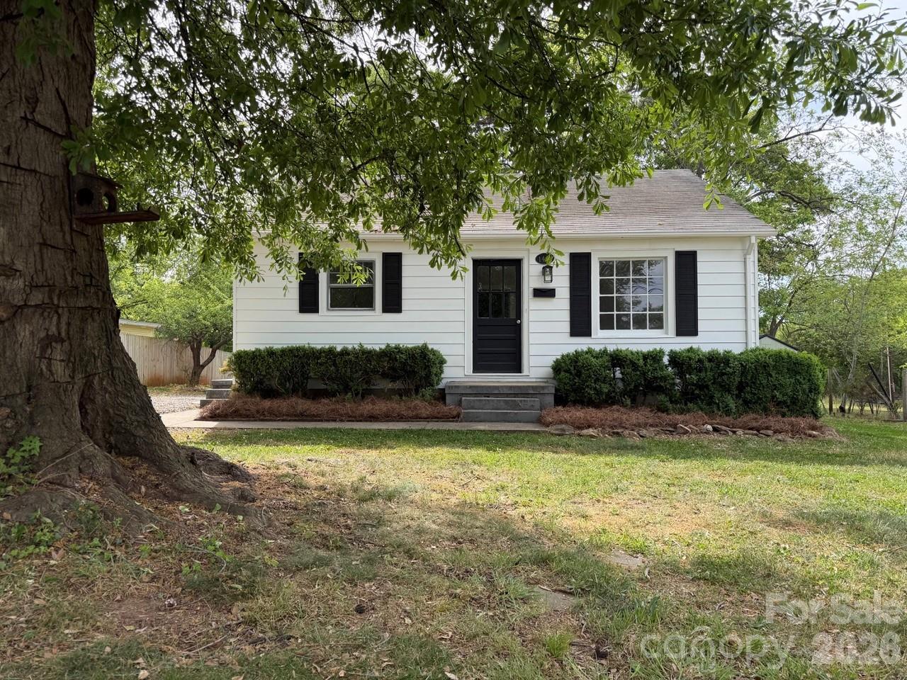 1431 3rd Street Place Property Photo 4