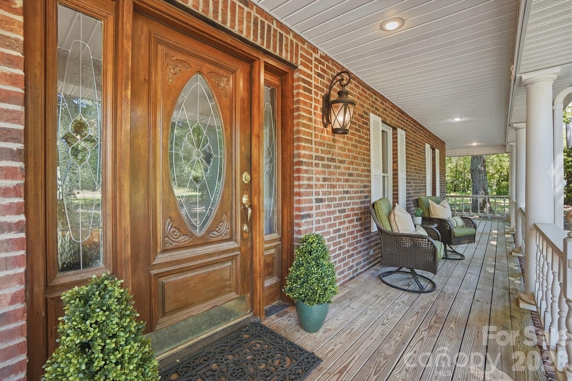 846 Windy Oaks Way Property Photo 9