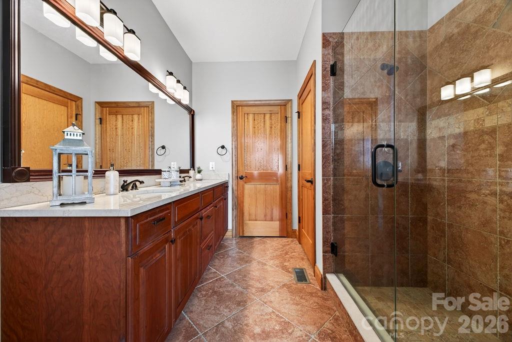 24 Triple Fairways Drive Property Photo 20