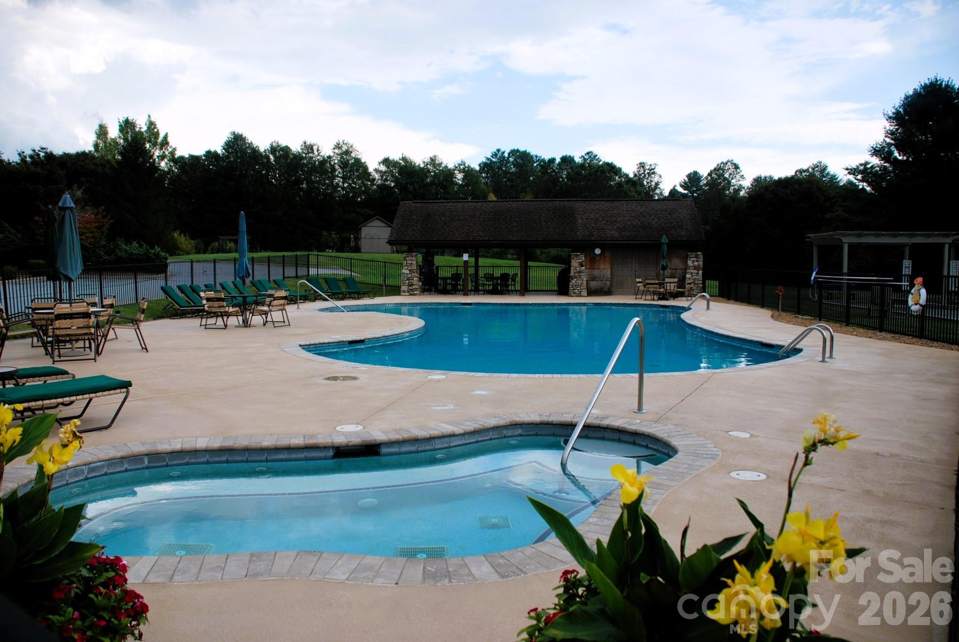 24 Triple Fairways Drive Property Photo 45