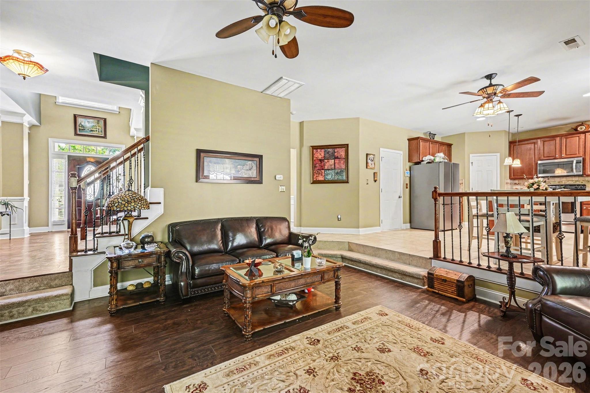 10812 Clark Street Property Photo 9