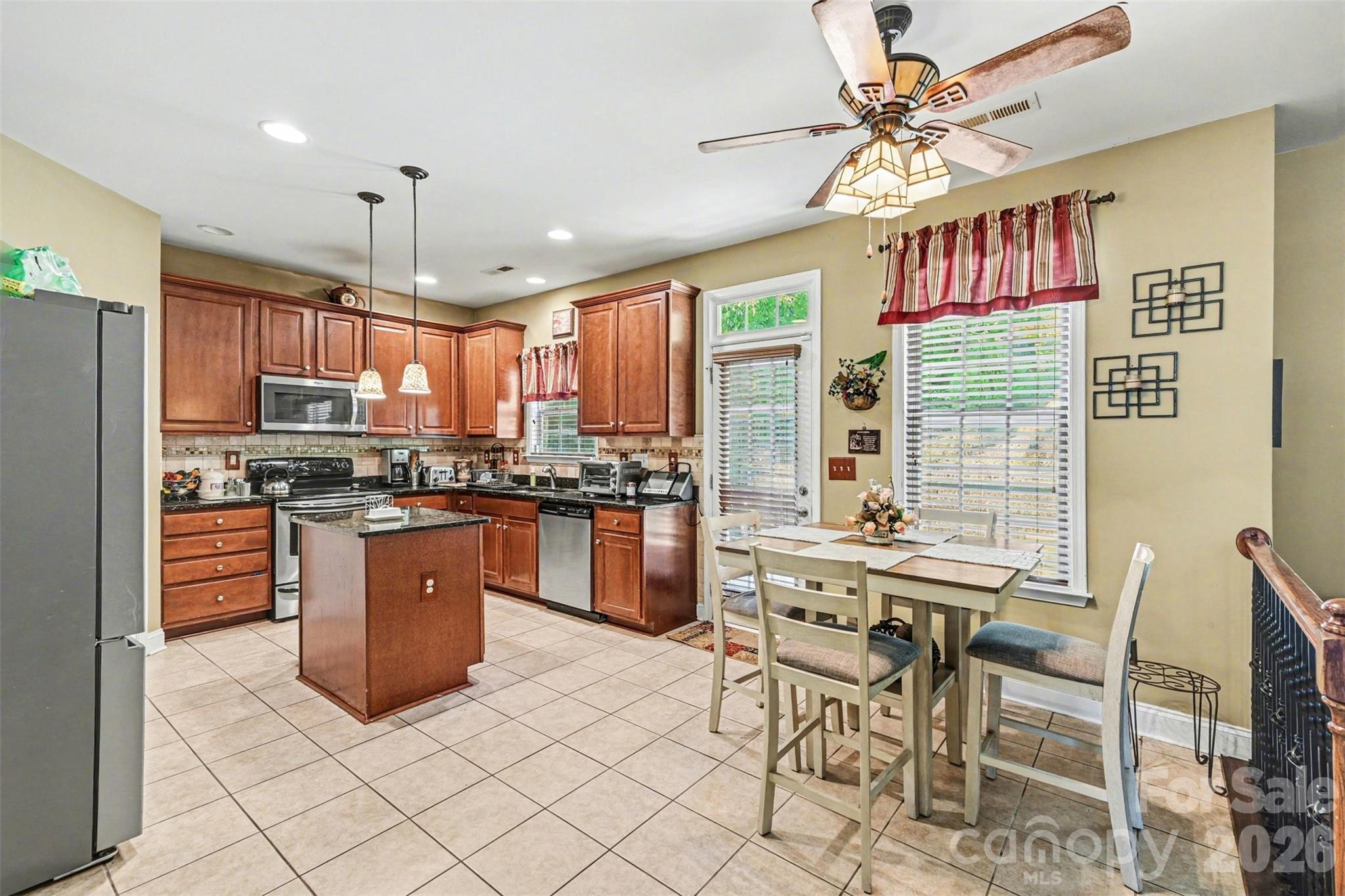 10812 Clark Street Property Photo 13