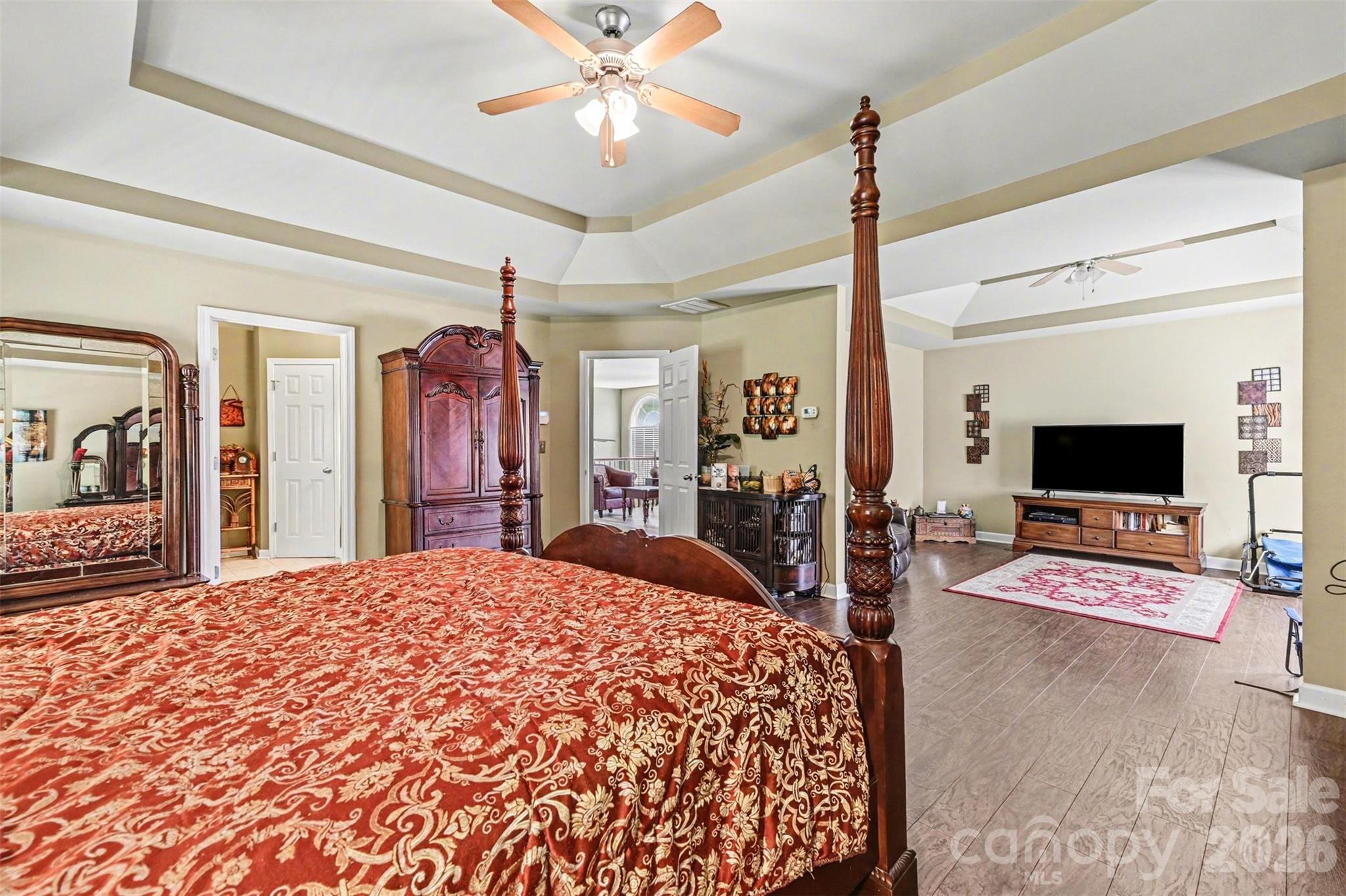 10812 Clark Street Property Photo 15