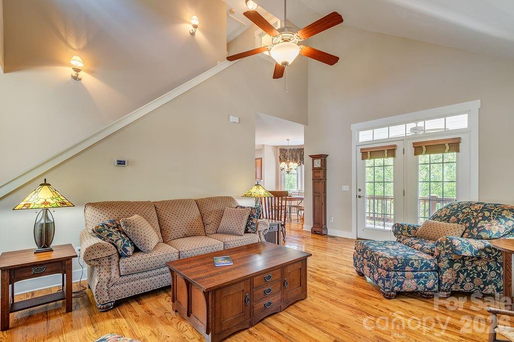 4 Olde Cottage Lane Property Photo 2