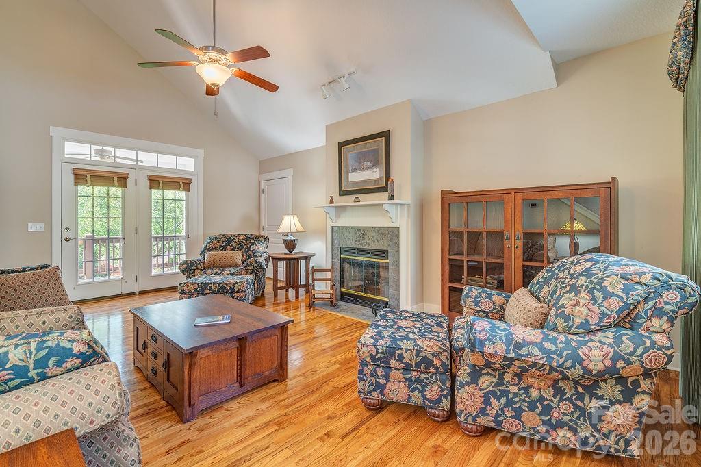 4 Olde Cottage Lane Property Photo 6