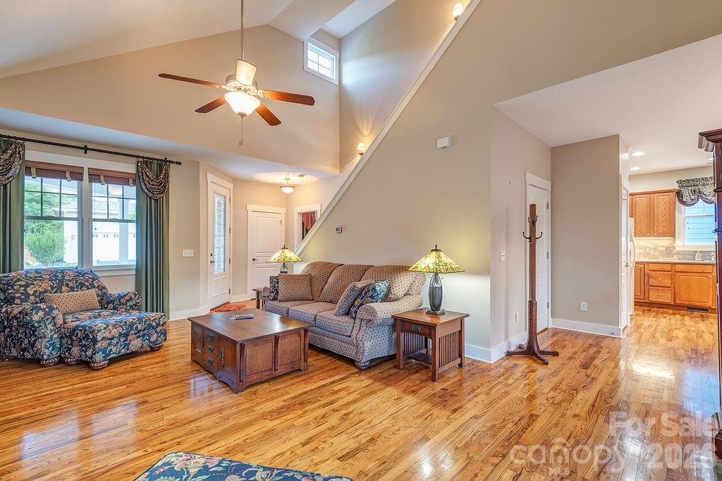 4 Olde Cottage Lane Property Photo 8