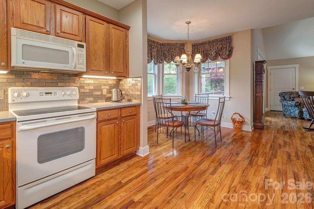4 Olde Cottage Lane Property Photo 13