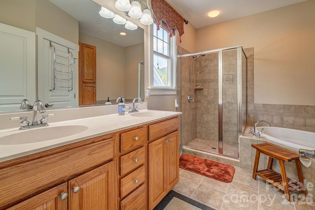 4 Olde Cottage Lane Property Photo 16