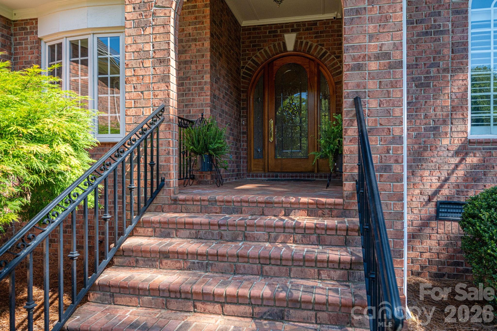 110 Elizabeth Court Property Photo 6