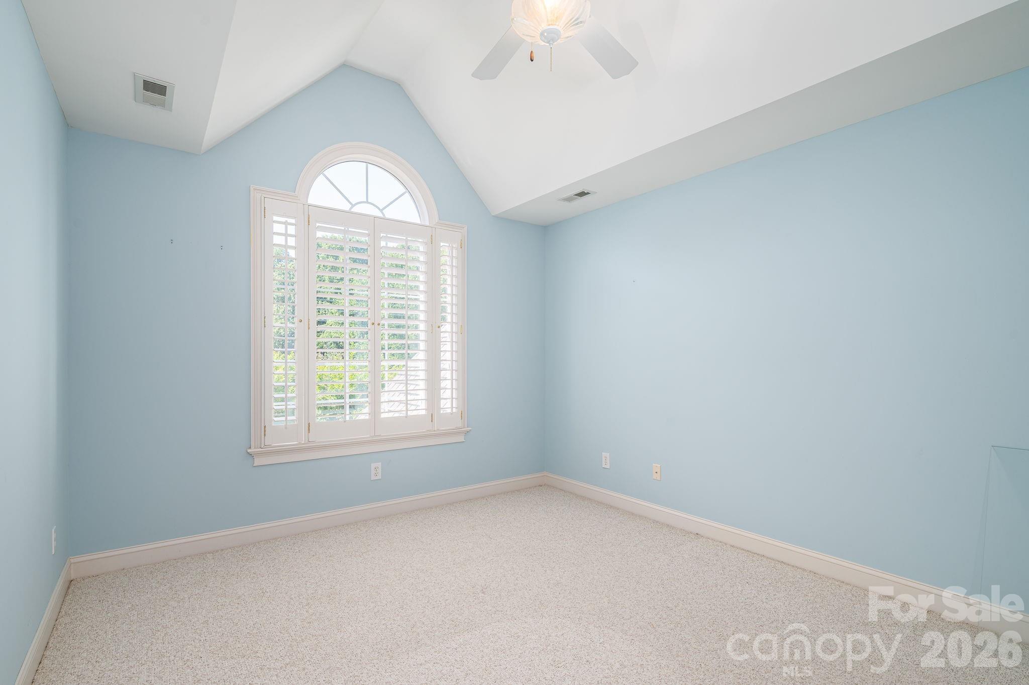 110 Elizabeth Court Property Photo 35
