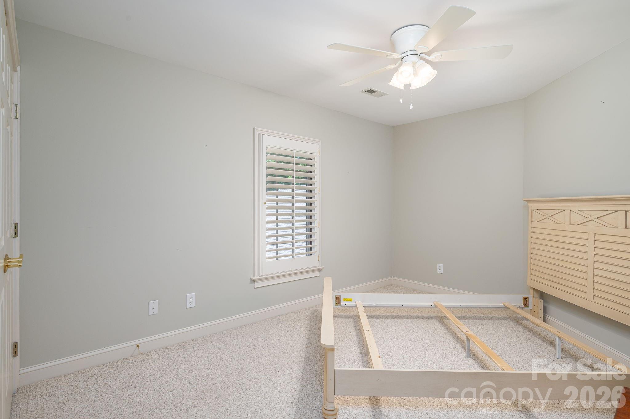 110 Elizabeth Court Property Photo 37
