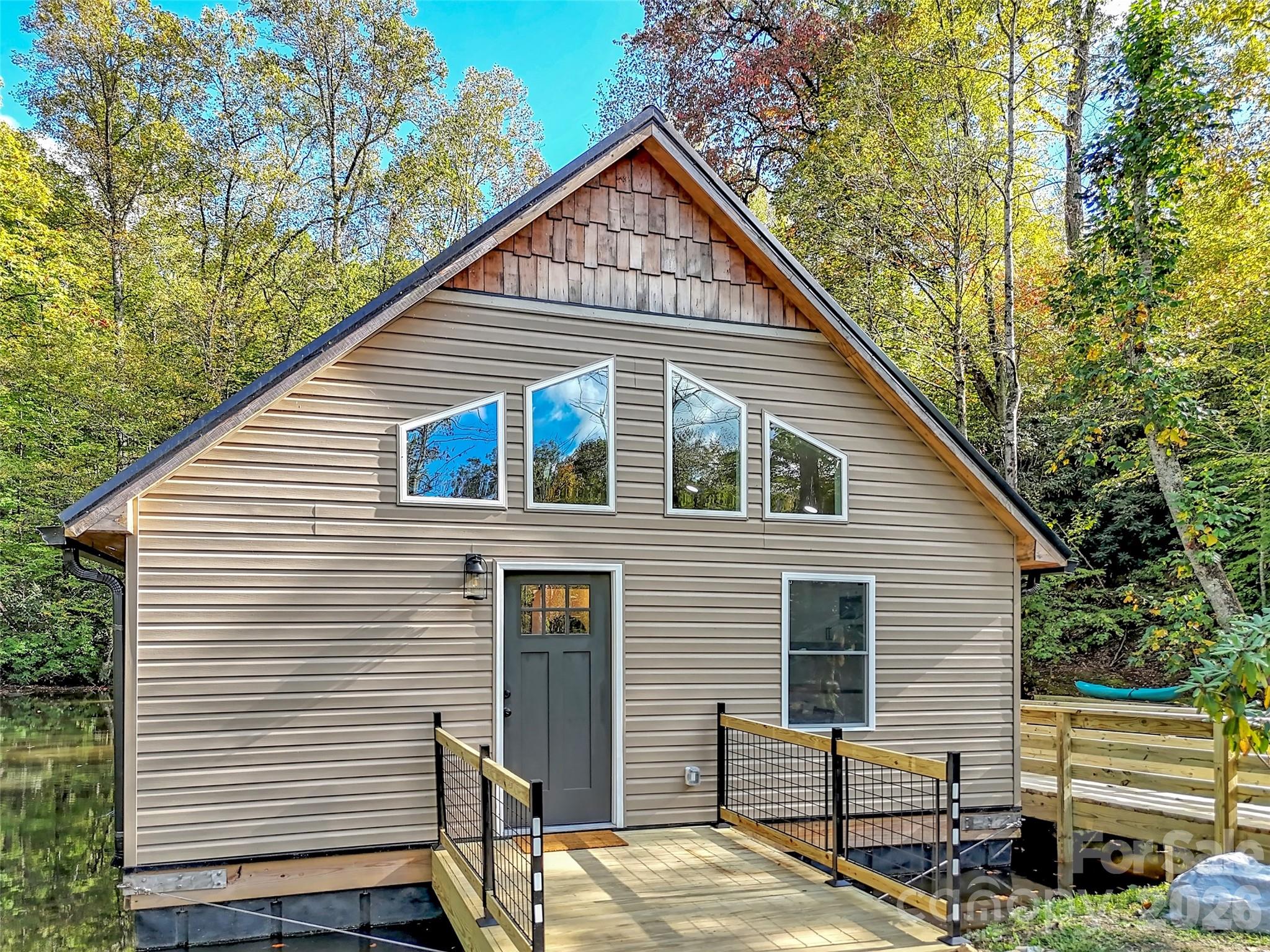 535 Hemlock Loop Property Photo 7