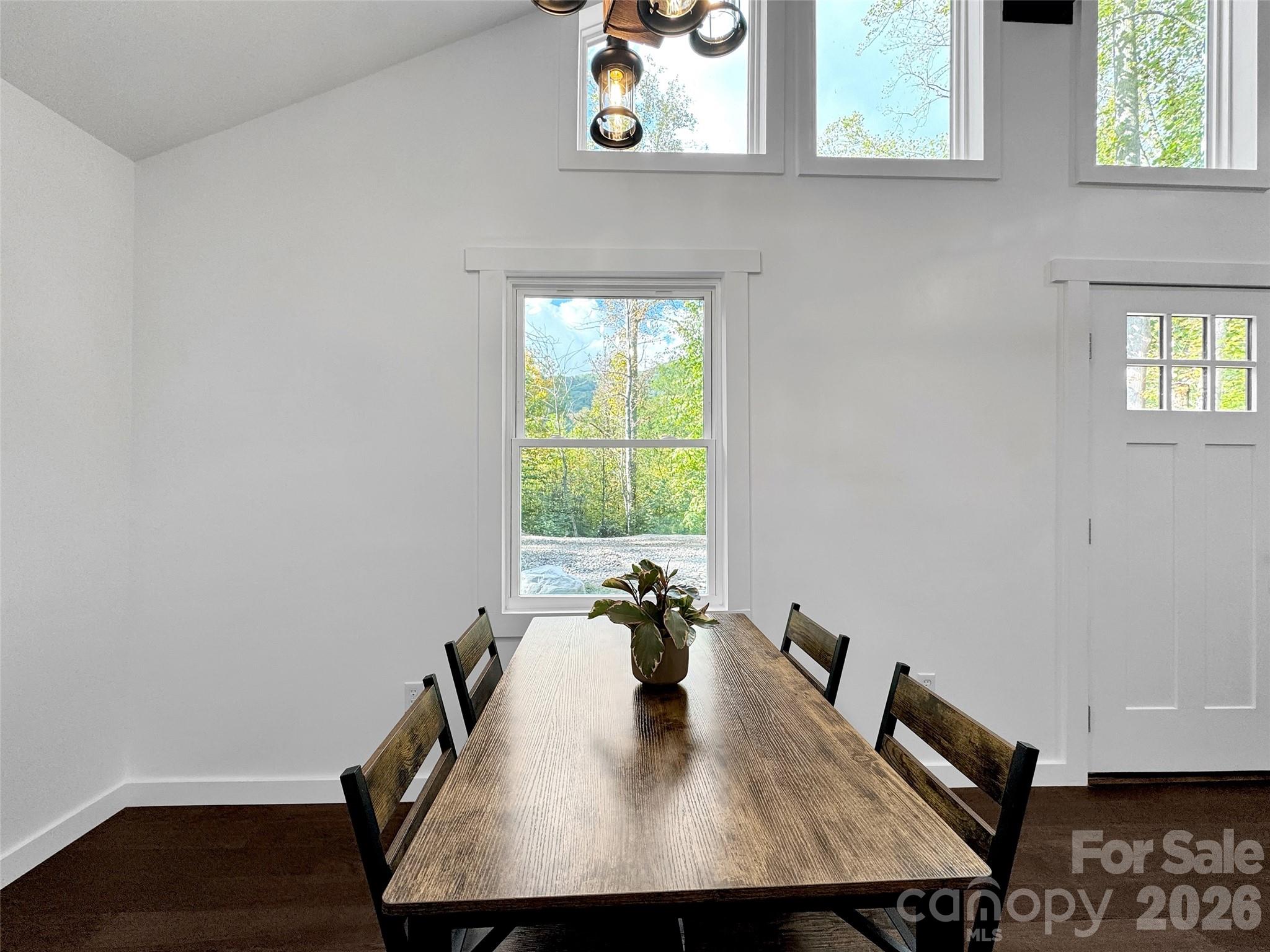 535 Hemlock Loop Property Photo 11