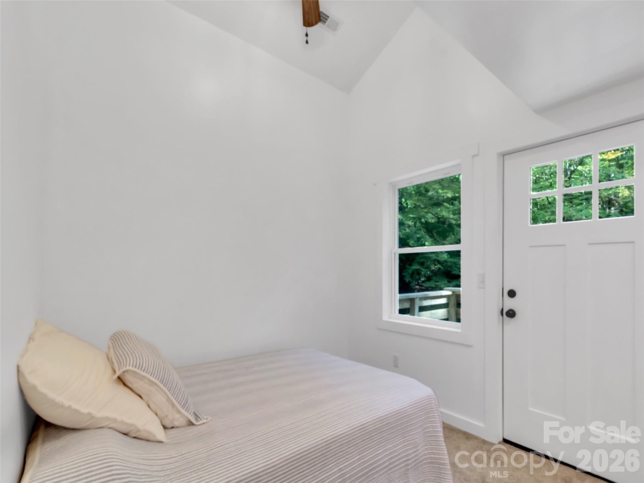 535 Hemlock Loop Property Photo 21