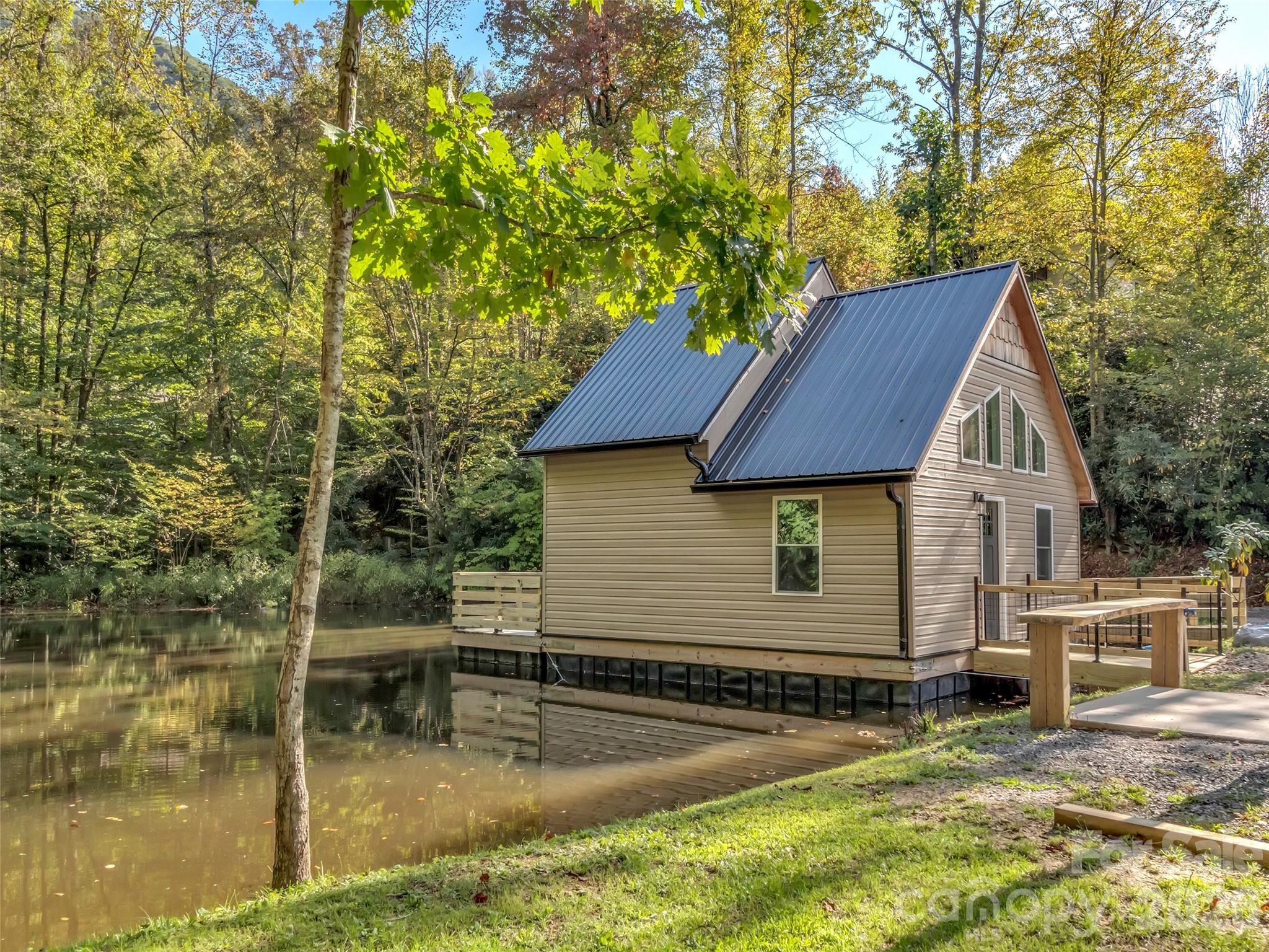 535 Hemlock Loop Property Photo 41